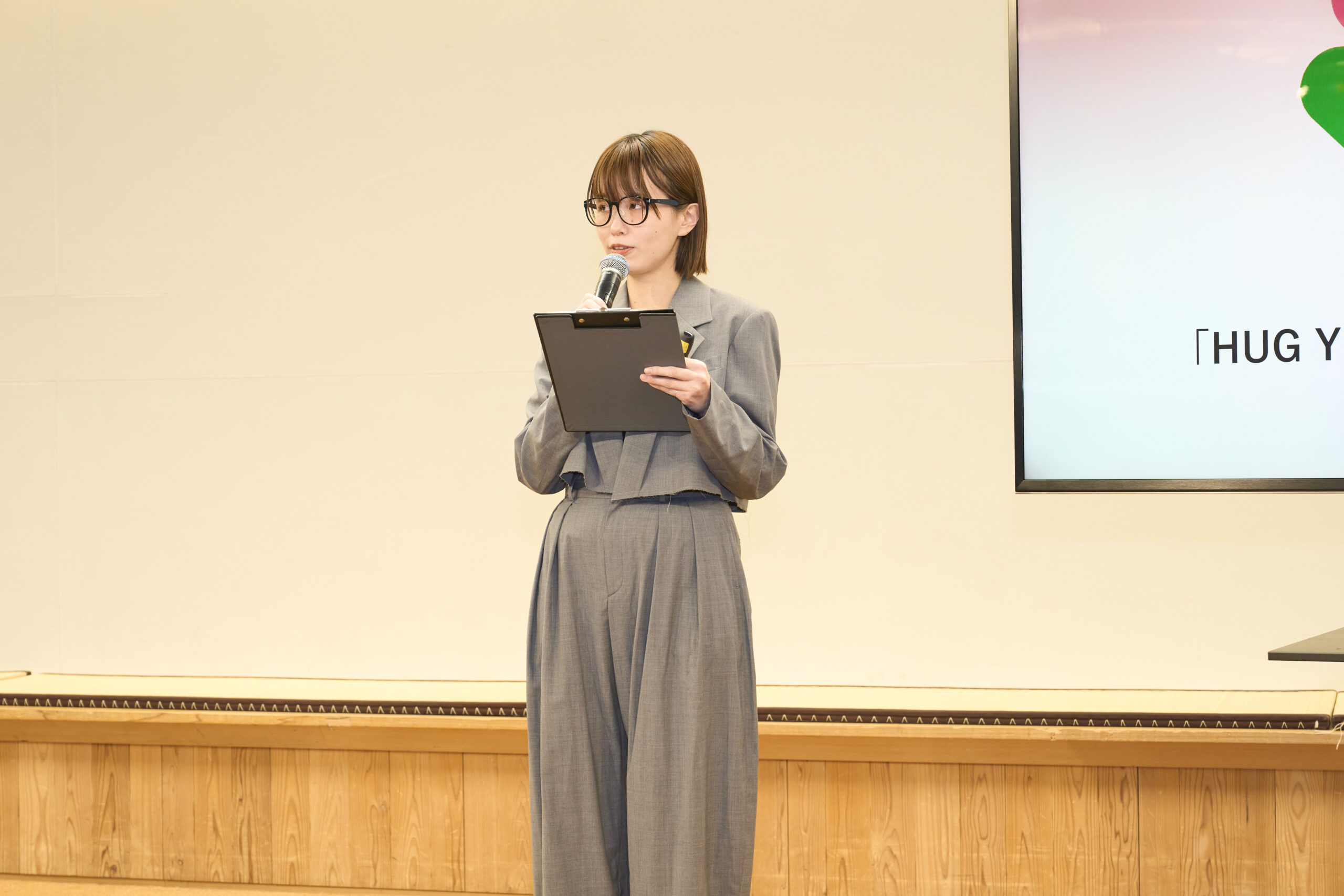 8割以上の女性社員が、女性特有の不調による仕事への影響があると回答